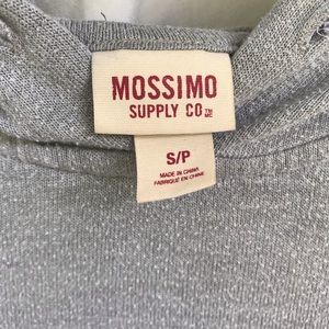 Well loved GUC Mossimo hoodie💋